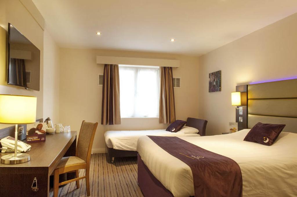 Premier Inn Inverness East Habitación foto