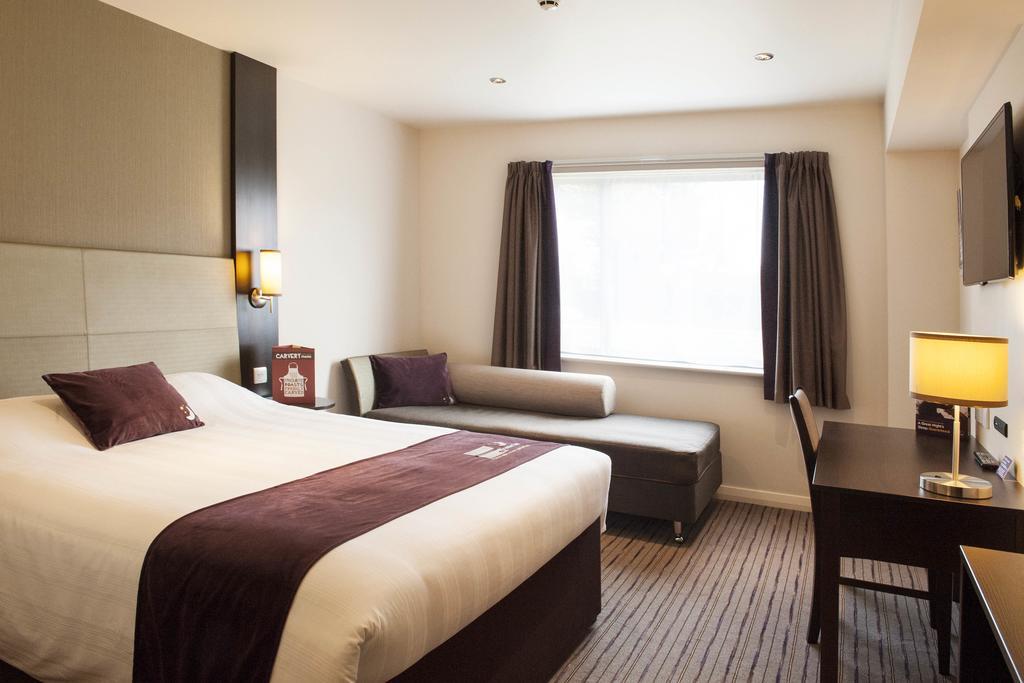 Premier Inn Inverness East Habitación foto